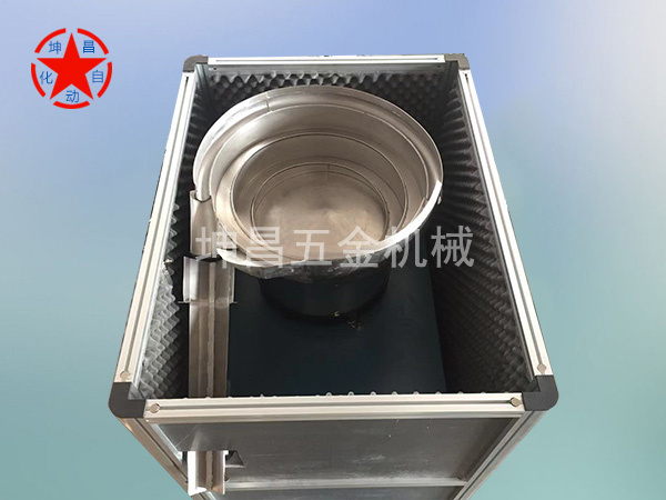 ​盆友给你简单讲讲隔音罩降低噪声的特点